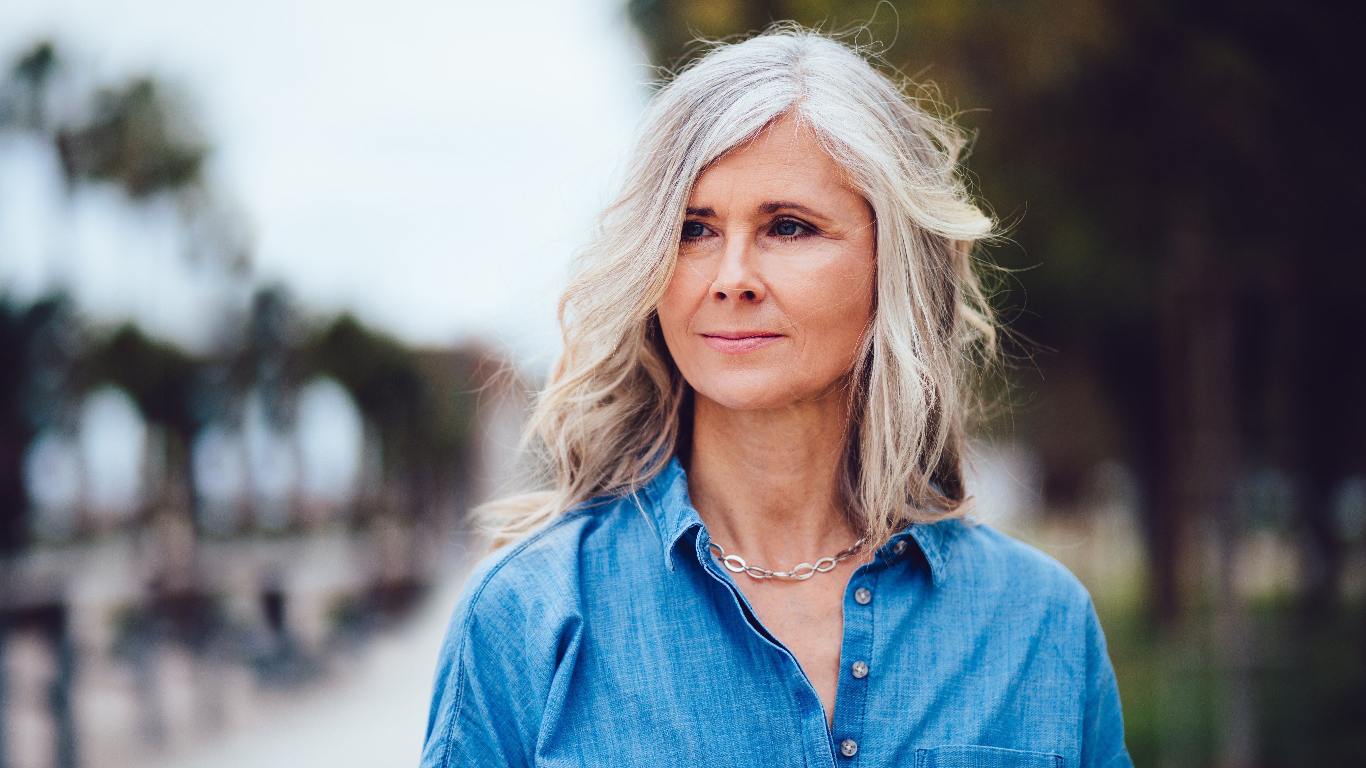 woman with natural makeup