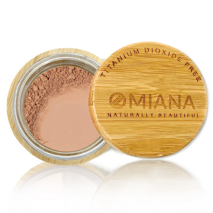 Omiana Witty Loose Powder Mineral Foundation - Without Mica, Titanium Dioxide, & More! - swatch on white background