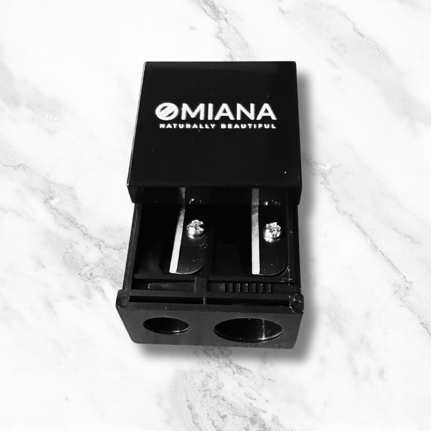 Omiana dual barrel makeup pencil sharpener